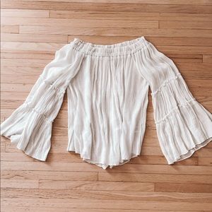 White flowy off the shoulder top Vici size small